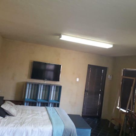 Studio@104 Appartement Mosselbaai Buitenkant foto